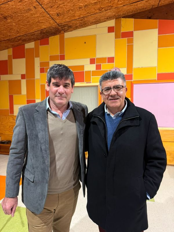 Claudio con nuestro presidente Gustavo Ayala