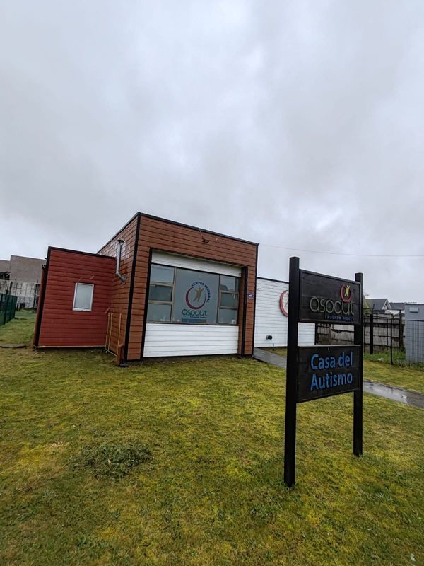Frontis de la Casa del Autismo, sede de ASPAUT