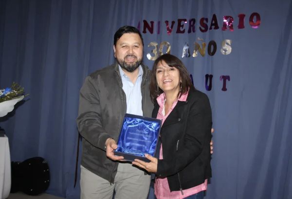 Reconocimiento en el aniversario de los 30 años de ASPAUT