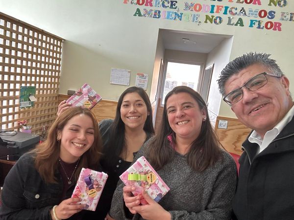 Equipo del centro de atención de ASPAUT al cierre del convenio